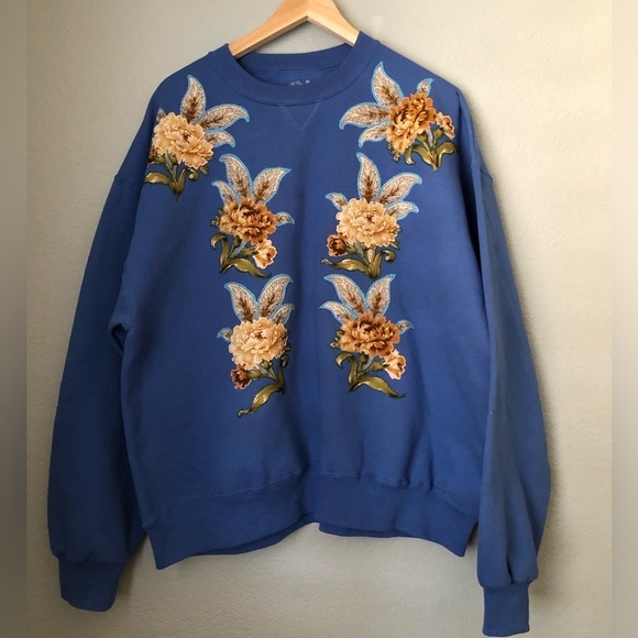 vintage Sweaters - VTG embellished Blue Floral Women's Sweater XL in Mens so more room for women